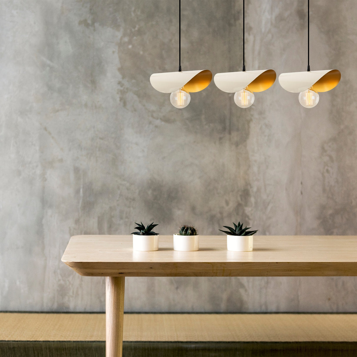 Candelabru Sivani - MR - 965 - Alb / Auriu