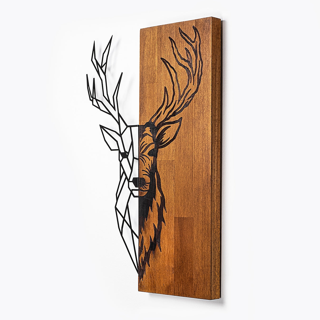 Decoratiune lemn Red Deer 1 - Nuc / Negru